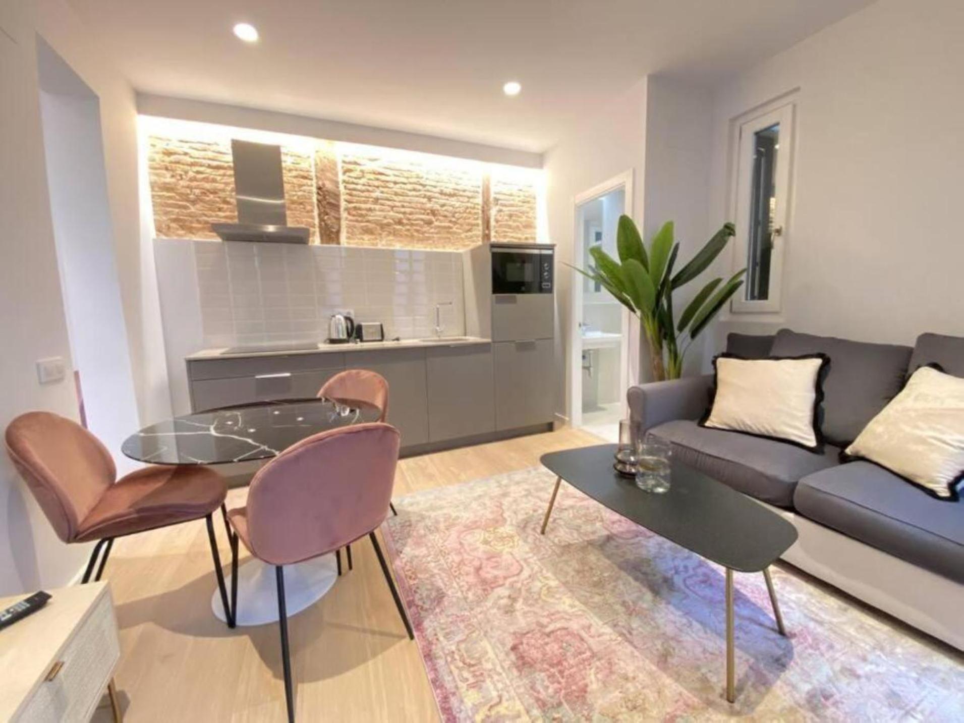 Apartamentos En La Latiina Madrid Exterior foto